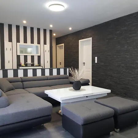 Ebs Paradies Lejlighed Rheinhausen